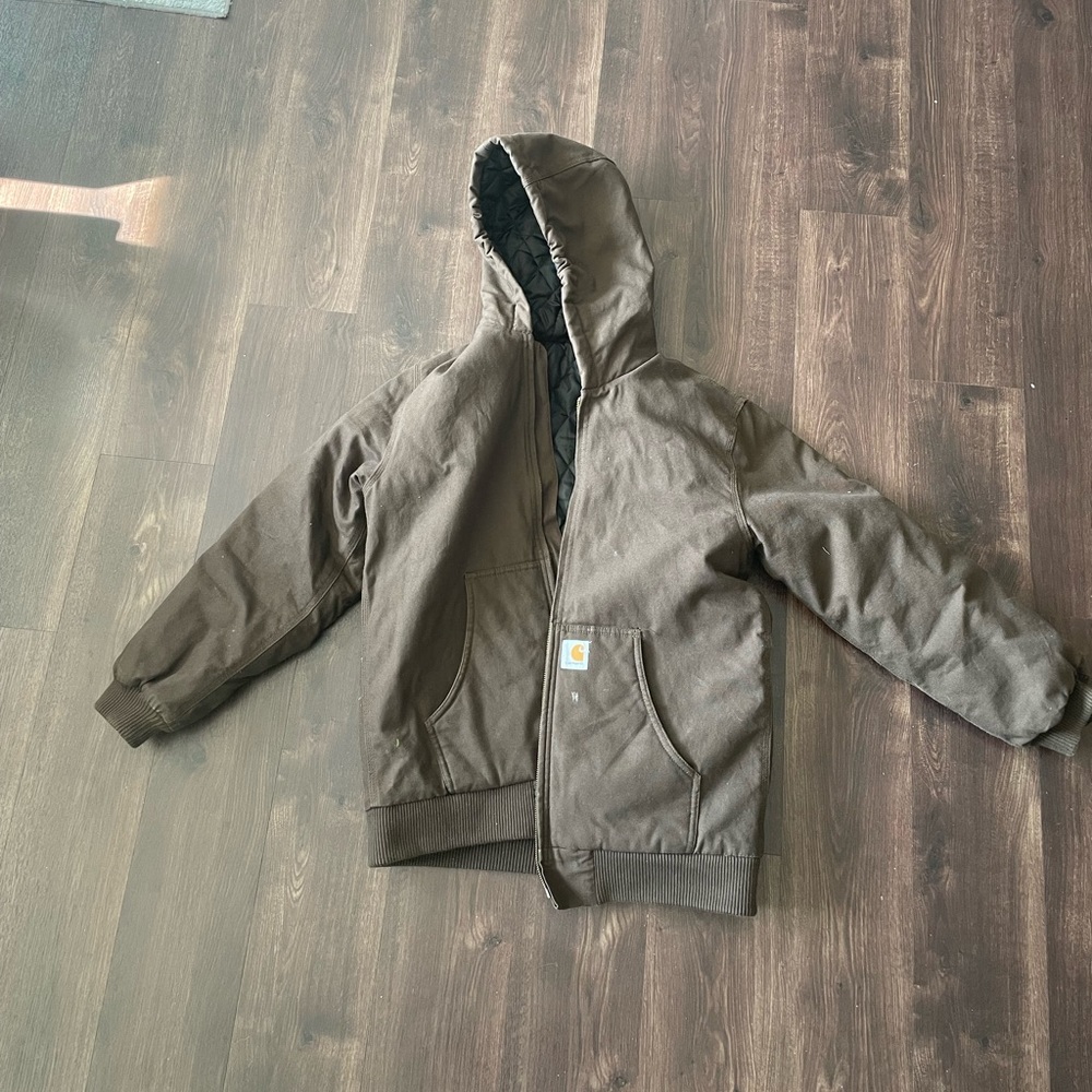 brown carhart jacket
